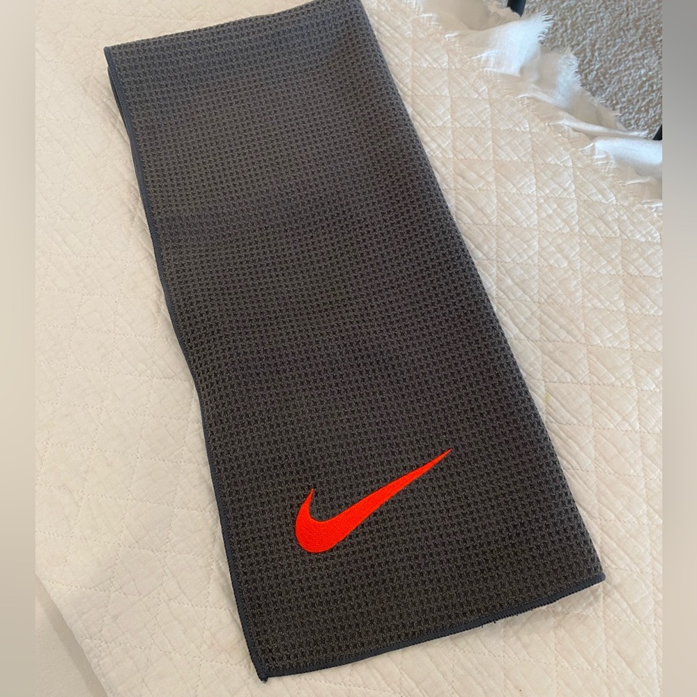 Nike golf towel